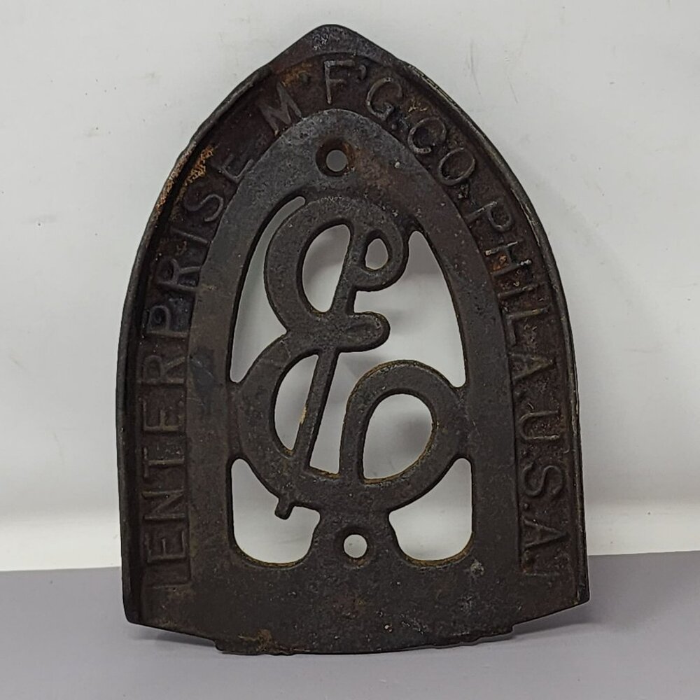 Vintage Enterprise‎ MFG Co. Phil USA Cast Iron Trivet